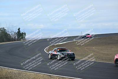 media/Jan-26-2025-CalClub SCCA (Sun) [[cfcea7df88]]/Group 1/Race/